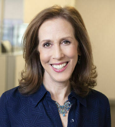 RPB Staff Headshot Stephanie 2x 8cb2a052099d1d51c331a4cf4004b039